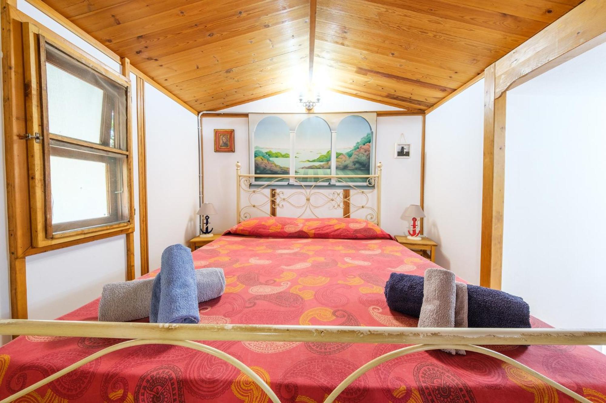 B&B Il Giardino Segreto Стромболи Екстериор снимка