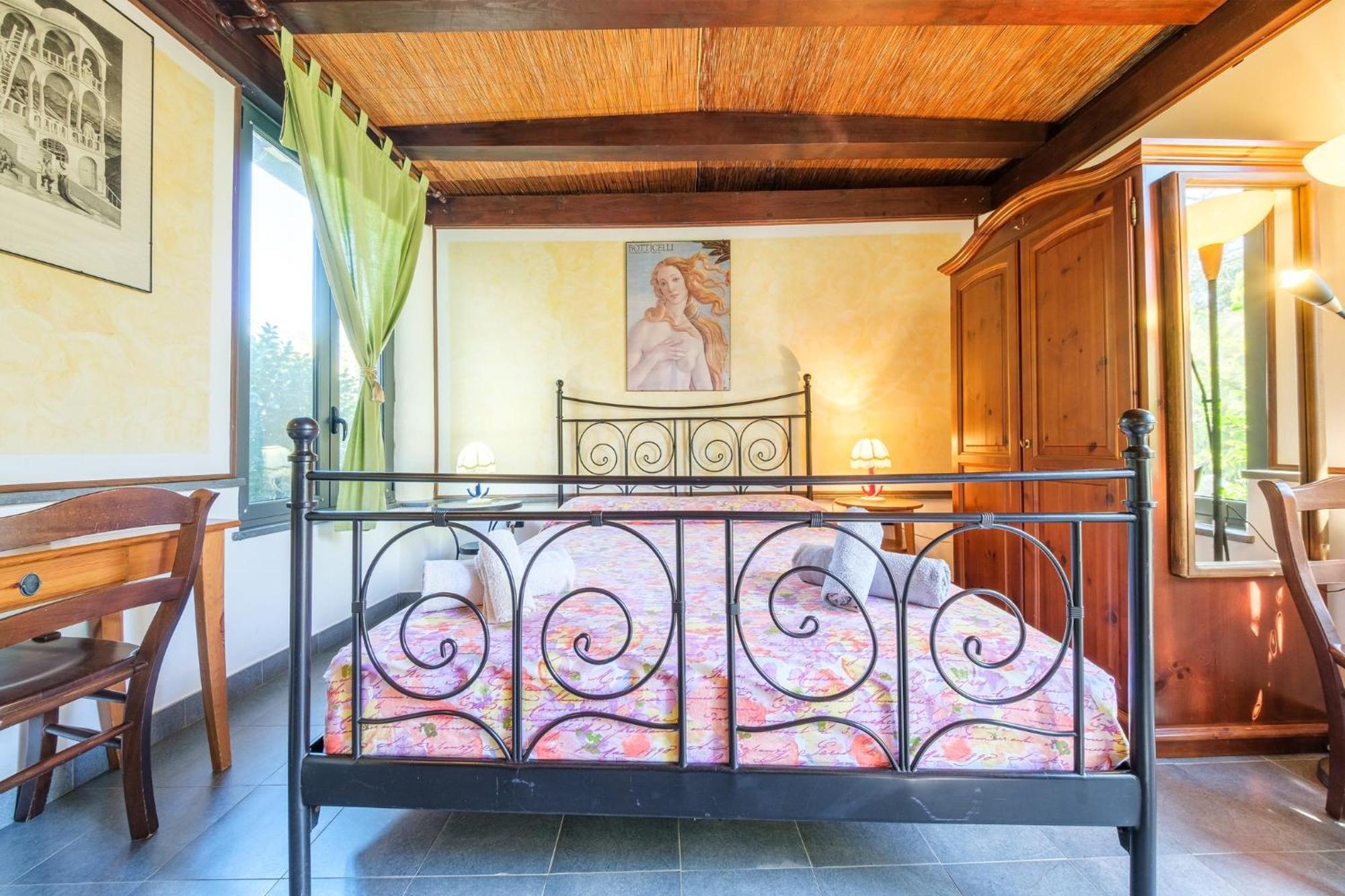 B&B Il Giardino Segreto Стромболи Екстериор снимка