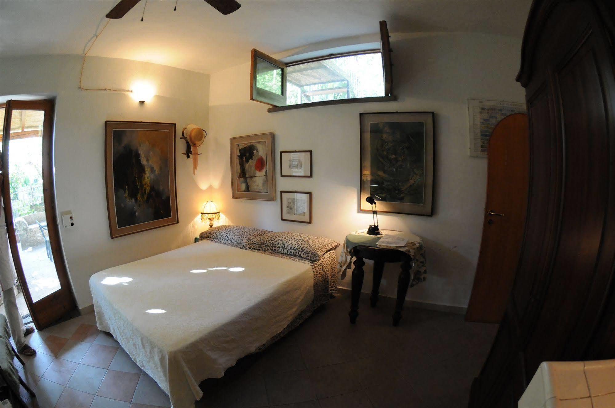 B&B Il Giardino Segreto Стромболи Екстериор снимка